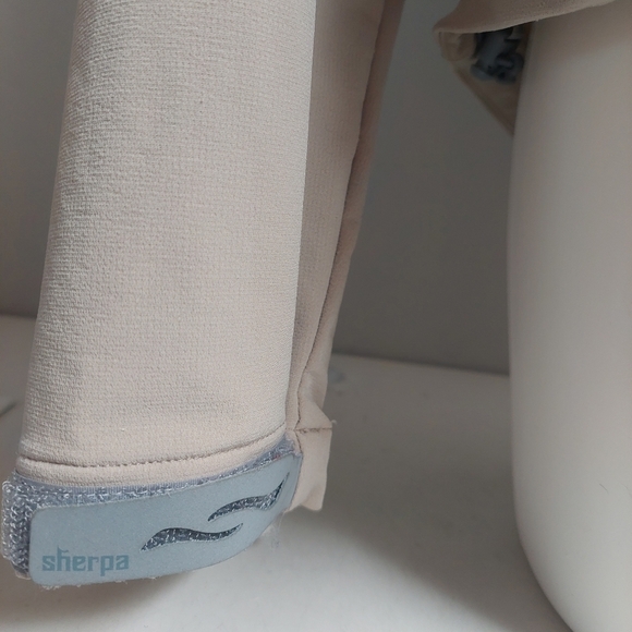 Sherpa Adventure Gear Tan Jacket Size Large Full Zip Tactel CoolMax Light - Picture 13 of 14